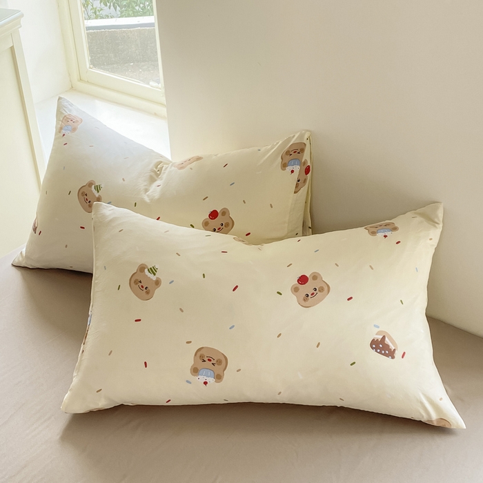 91家纺网 家纺一手货源 找家纺 【提供买家秀】2025直播云感皱皱棉四件套水洗棉简约风小碎花被套床笠三件套-平铺图 蛋糕熊