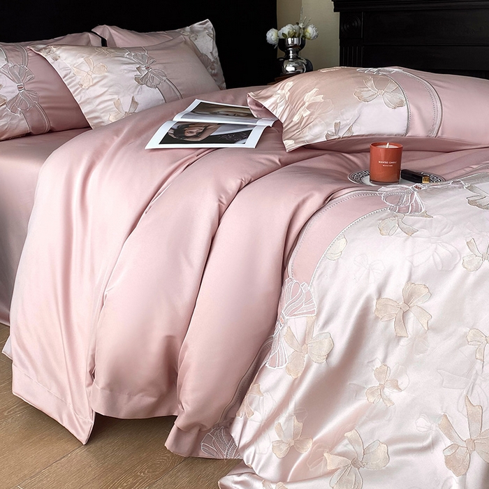 91家纺网 家纺一手货源 找家纺 优悦生活馆 2025新款冰丝浮雕绣花四件套 暮光之城-豆沙