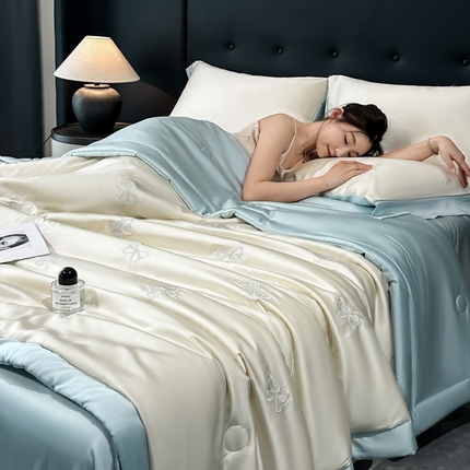 91家纺网 家纺一手货源 找家纺 （总）满羽家纺 2025新款冰丝夏被四件套-满绣系列