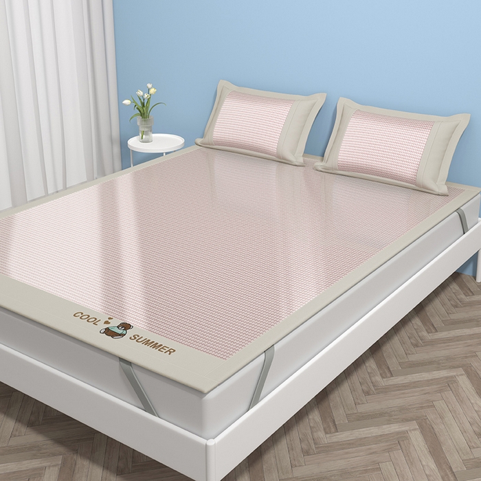 91家纺网 家纺一手货源 找家纺 （总）绒艺席业 2025新款A类抗菌冰丝凉席系列-小冰熊款