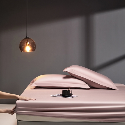 91家纺网 家纺一手货源 找家纺 秀色2025新款高端纯棉床笠单件全棉全包床套三件套100s新疆长绒棉酒店床垫保护套 梦易-粉末白