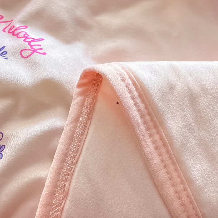 91家纺网 家纺一手货源 找家纺 金爱家2025新款A类三丽鸥正版授权高品质牛奶丝软糯针织棉大豆夏被系列详情 针织棉三丽鸥-气球美乐蒂