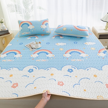 91家纺网 家纺一手货源 找家纺 （总）美丽折2025新品6mm厚天然乳胶凉席三件套 大版印花卡通乳胶凉席平铺款