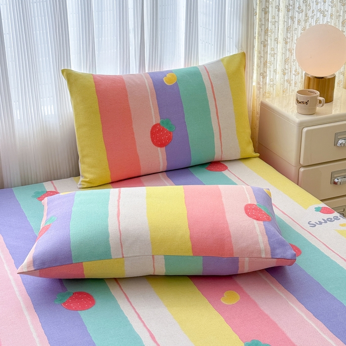 91家纺网 家纺一手货源 找家纺 仟网汇 2025新款老粗布床单粗布凉席老粗布单床单枕套单品 七彩草莓