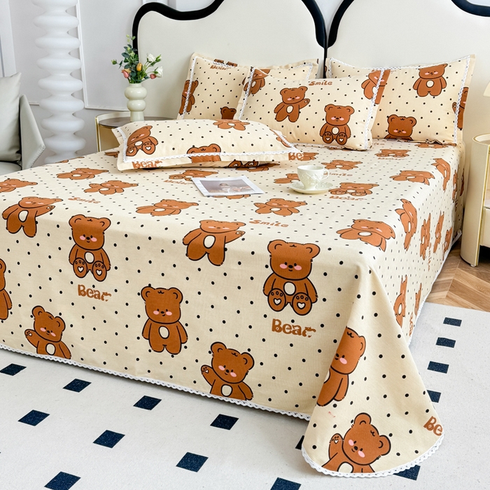 91家纺网 家纺一手货源 找家纺 仟网汇 2025全棉老粗布蕾丝花边三件套（无纺布手提包装） 波点萌熊