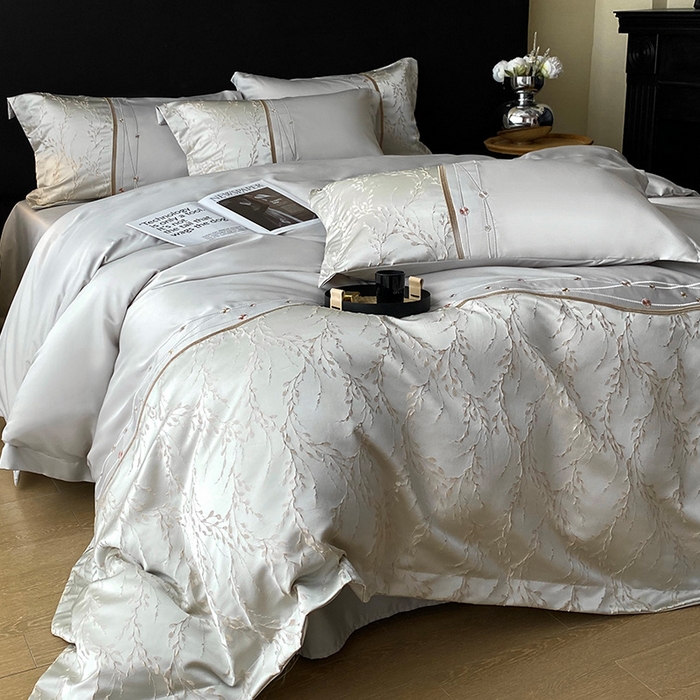 91家纺网 家纺一手货源 找家纺 优悦生活馆 2025新款冰丝浮雕绣花四件套 浪漫星河-灰绿