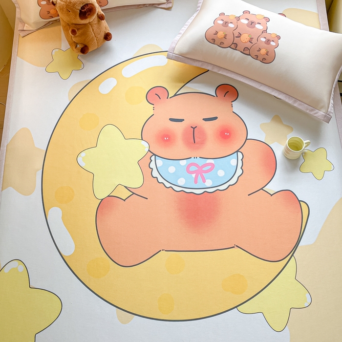 91家纺网 家纺一手货源 找家纺 博雅 2025新款独家版权A类大版数码印花1200D冰丝凉席 月亮卡皮巴拉