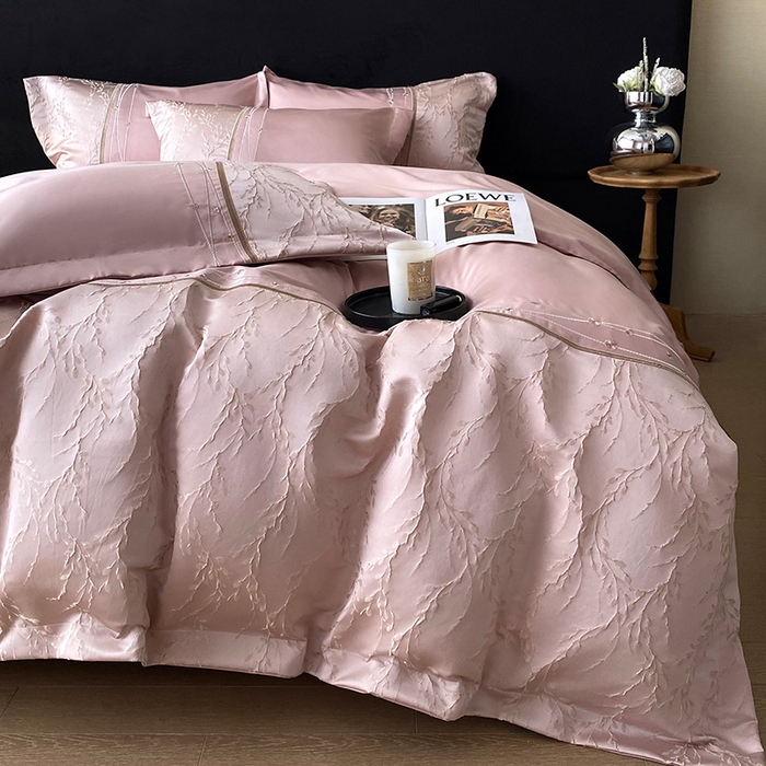 91家纺网 家纺一手货源 找家纺 优悦生活馆 2025新款冰丝浮雕绣花四件套 浪漫星河-豆沙