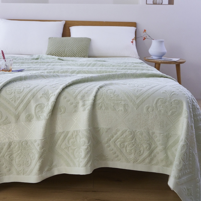 91家纺网 家纺一手货源 找家纺 爱港家纺 2025新款上海专版老式怀旧全棉A类纱布毛巾被 古韵-绿