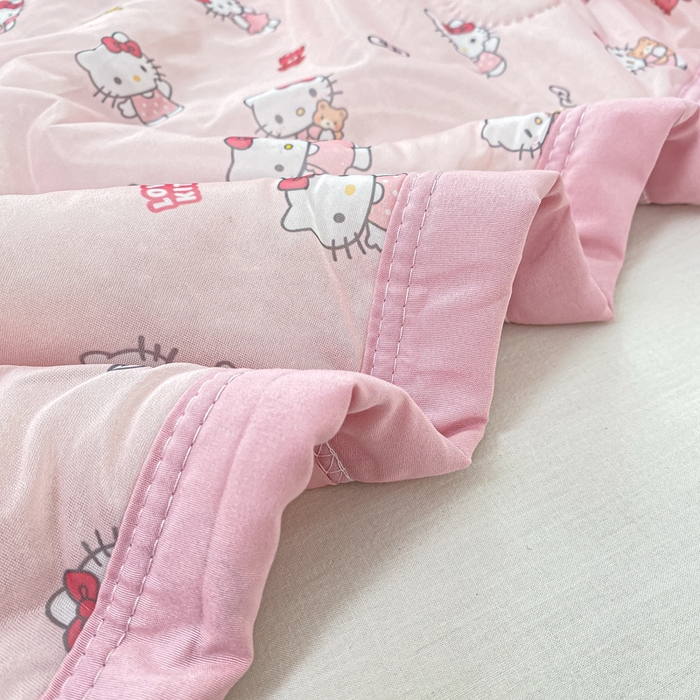 91家纺网 家纺一手货源 找家纺 顺顺家纺 2025新款凉感丝印花夏被空调被 少女凯蒂