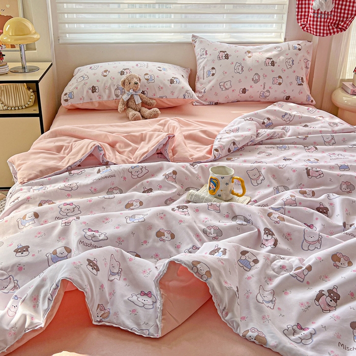 91家纺网 家纺一手货源 找家纺 妖妖家纺 2025新款超柔双层纱糯糯针织棉夏凉被四件套 狗狗乐园