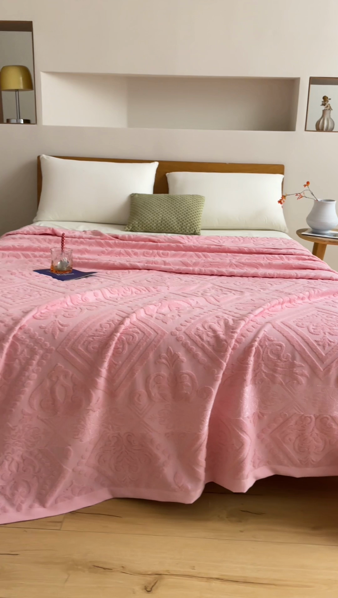 91家纺网 家纺一手货源 找家纺 爱港家纺 2025新款上海专版老式怀旧全棉A类纱布毛巾被 古韵-粉