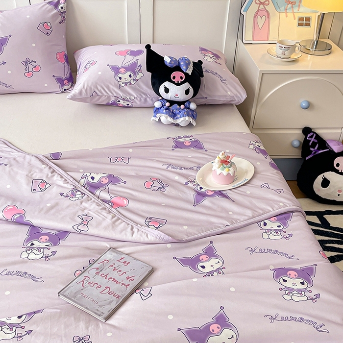 91家纺网 家纺一手货源 找家纺 金爱家2025新款A类三丽鸥正版授权高品质牛奶丝软糯针织棉大豆夏被系列详情 针织棉三丽鸥-樱桃库洛米