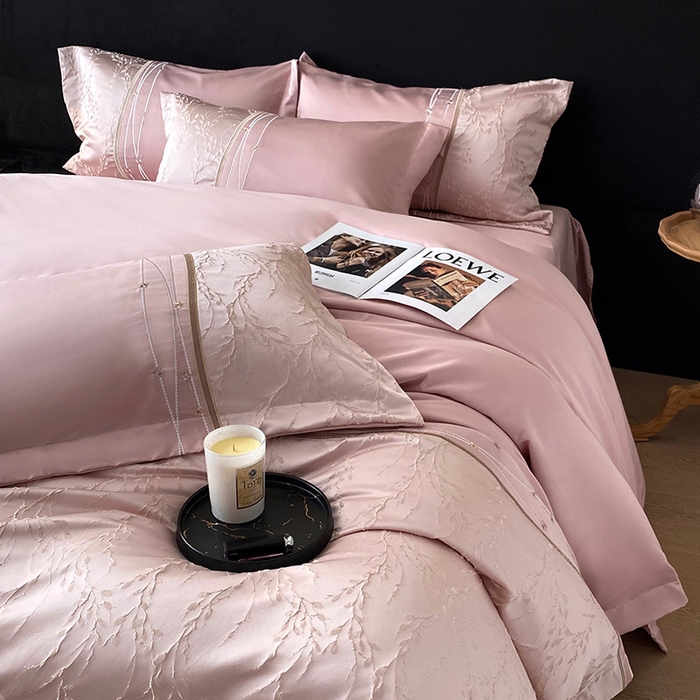 91家纺网 家纺一手货源 找家纺 优悦生活馆 2025新款冰丝浮雕绣花四件套 浪漫星河-豆沙