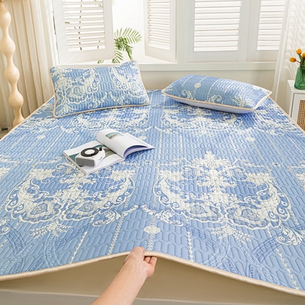 91家纺网 家纺一手货源 找家纺 （总）美丽折2025新品6mm厚天然乳胶凉席三件套 大版印花卡通乳胶凉席平铺款