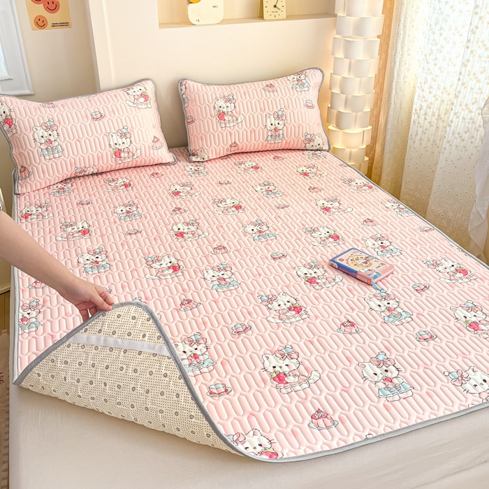 91家纺网 家纺一手货源 找家纺 柒月家居 2025新款小清新乳胶凉席 粉色猫咪