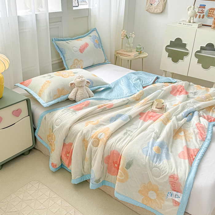 91家纺网 家纺一手货源 找家纺 顺顺家纺 2025新款凉感丝印花夏被空调被 夏花灿烂