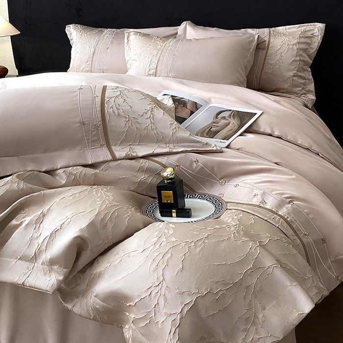 91家纺网 家纺一手货源 找家纺 优悦生活馆 2025新款冰丝浮雕绣花四件套 浪漫星河-香槟