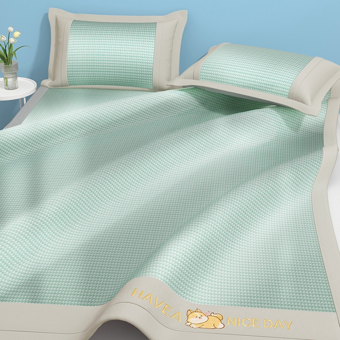 91家纺网 家纺一手货源 找家纺 绒艺席业 2025新款A类抗菌冰丝凉席系列-柯基款 绿色