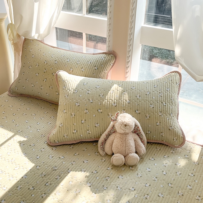 91家纺网 家纺一手货源 找家纺 贝扬思家纺 2025新款云感双层纱7A抗菌夏被四件套系列 茶野