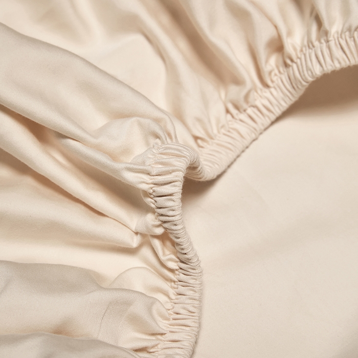 91家纺网 家纺一手货源 找家纺 秀色2025新款高端纯棉床笠单件全棉全包床套三件套100s新疆长绒棉酒店床垫保护套 梦易-奶昔白