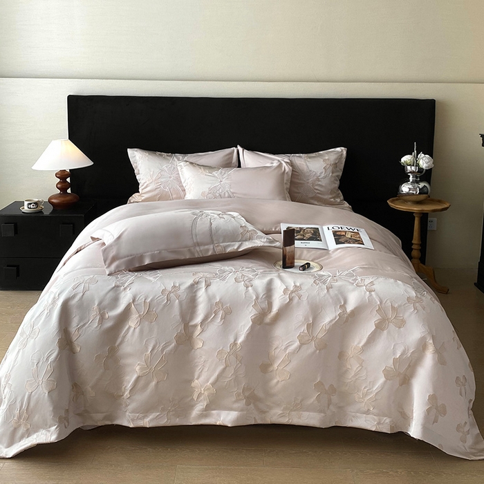 91家纺网 家纺一手货源 找家纺 优悦生活馆 2025新款冰丝浮雕绣花四件套 暮光之城-香槟