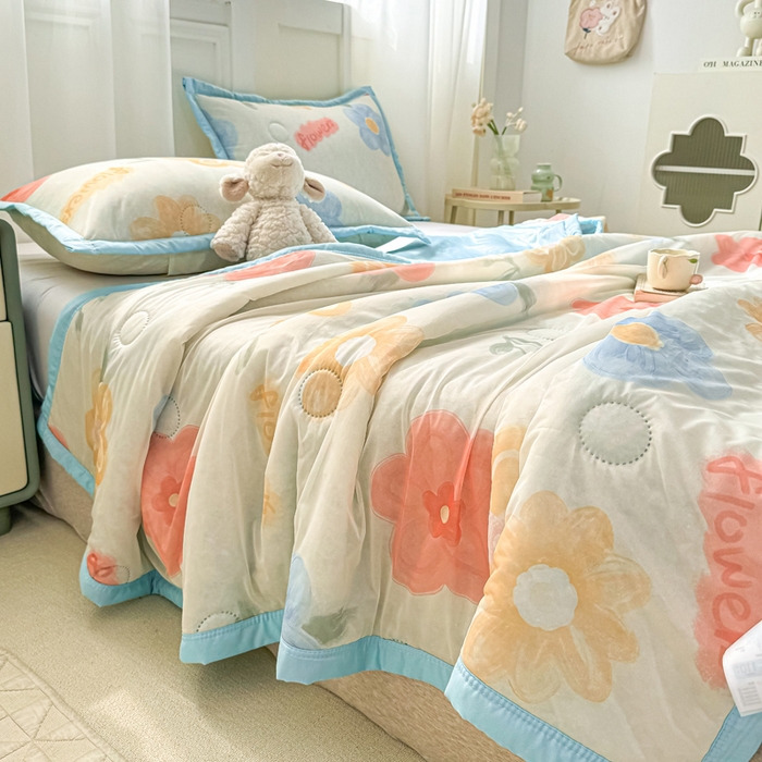 91家纺网 家纺一手货源 找家纺 顺顺家纺 2025新款凉感丝印花夏被空调被 夏花灿烂