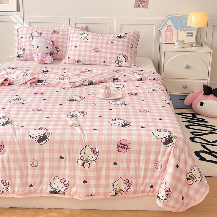 91家纺网 家纺一手货源 找家纺 金爱家2025新款A类三丽鸥正版授权高品质牛奶丝软糯针织棉大豆夏被系列详情 针织棉三丽鸥-粉格爱心kitty