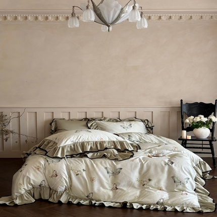 91家纺网 家纺一手货源 找家纺 （总）佳汐蓝家纺 2025新款100支全棉贡缎数码印花四件套-画蝶