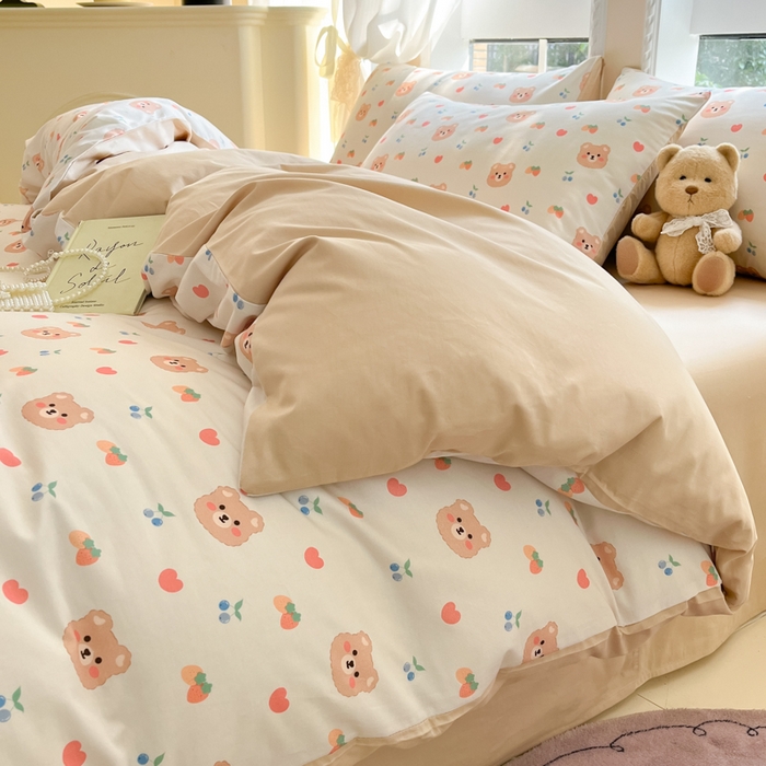 91家纺网 家纺一手货源 找家纺 仔仔熊 2025新款全棉印花四件套 爱心小熊