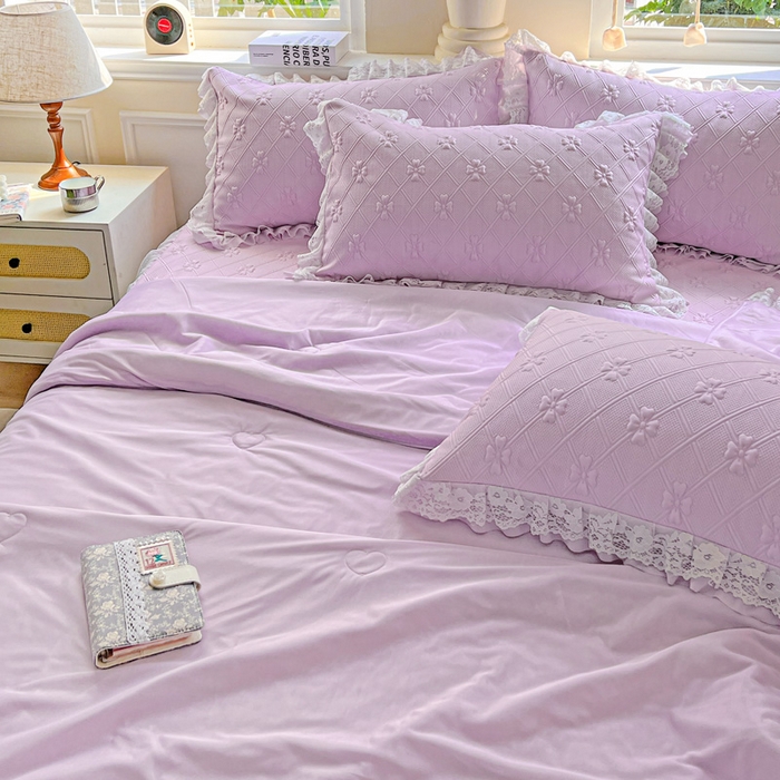 91家纺网 家纺一手货源 找家纺 创爱家纺 2025新款3D提花冰豆豆床裙款凉席夏被四件套 冰豆豆-紫