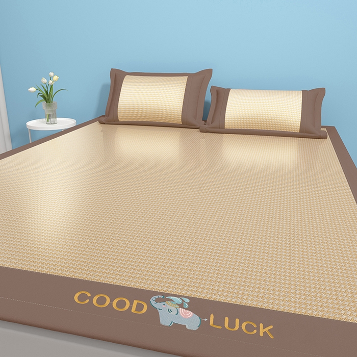 91家纺网 家纺一手货源 找家纺 绒艺席业 2025新款A类抗菌冰丝凉席系列-小象宝款 黄色