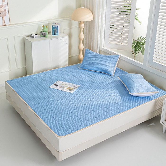 91家纺网 家纺一手货源 找家纺 美丽折2025新品6mm厚天然乳胶凉席三件套 大版印花卡通乳胶凉席平铺款 蓝色