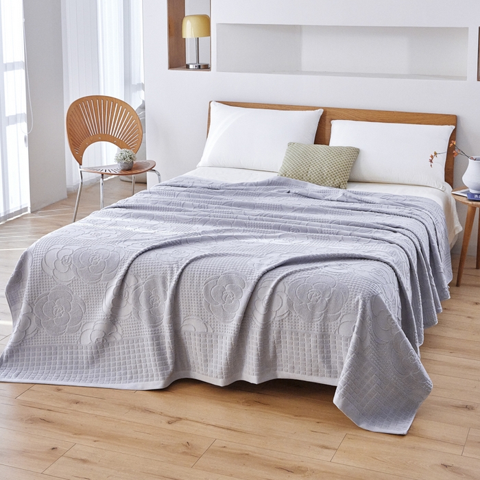 91家纺网 家纺一手货源 找家纺 爱港家纺 2025新款上海专版老式怀旧全棉A类纱布毛巾被 茶花-灰