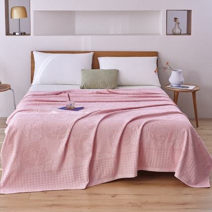 91家纺网 家纺一手货源 找家纺 爱港家纺 2025新款上海专版老式怀旧全棉A类纱布毛巾被 茶花-粉