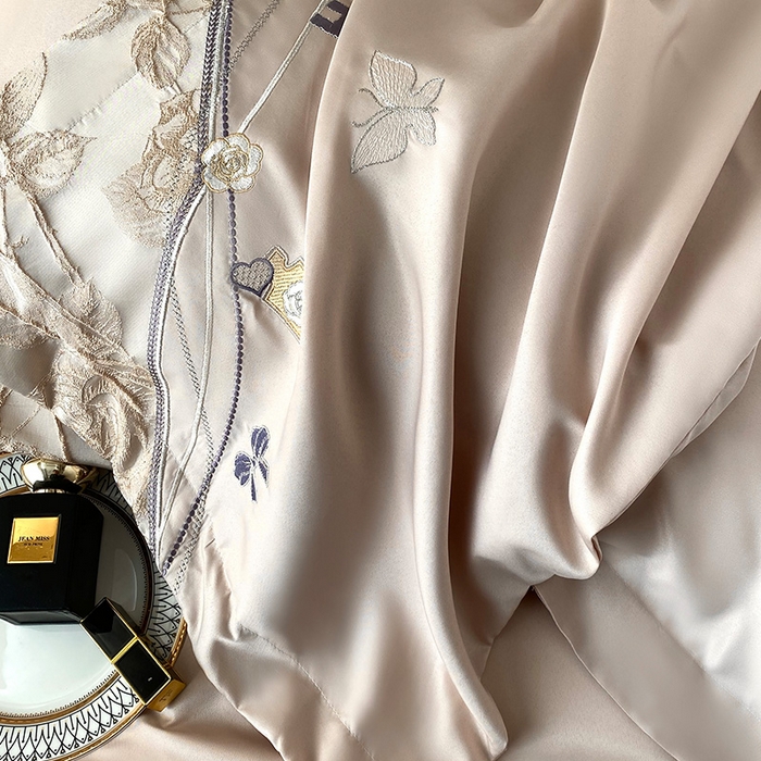 91家纺网 家纺一手货源 找家纺 优悦生活馆 2025新款冰丝浮雕绣花四件套 幽兰轻舞-香槟