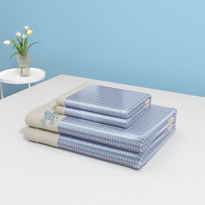 91家纺网 家纺一手货源 找家纺 绒艺席业 2025新款A类抗菌冰丝凉席系列-小象宝款 蓝色