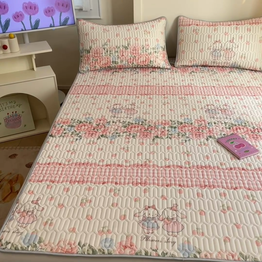 91家纺网 家纺一手货源 找家纺 柒月家居 2025新款小清新乳胶凉席 粉系花园