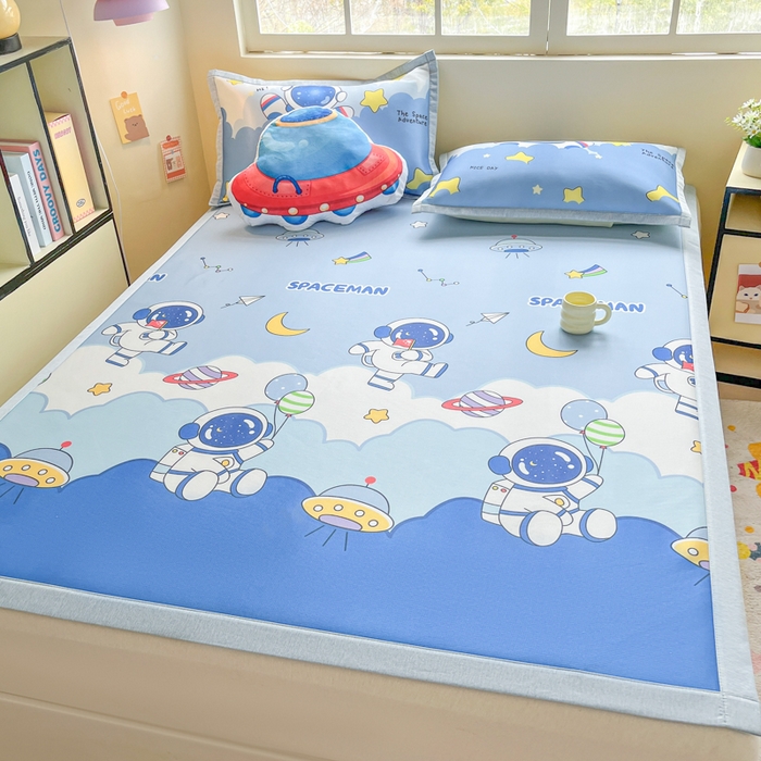 91家纺网 家纺一手货源 找家纺 博雅 2025新款独家版权A类大版数码印花1200D冰丝凉席 太空漫步