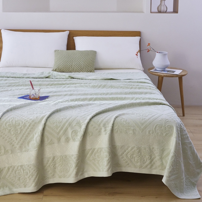 91家纺网 家纺一手货源 找家纺 爱港家纺 2025新款上海专版老式怀旧全棉A类纱布毛巾被 古韵-绿