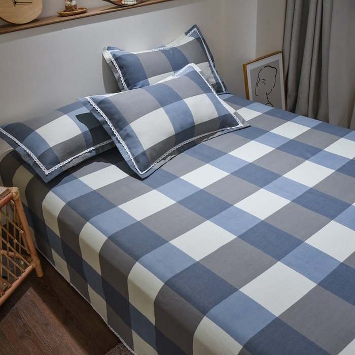 91家纺网 家纺一手货源 找家纺 仟网汇 2025全棉老粗布蕾丝花边三件套（无纺布手提包装） 蓝大格