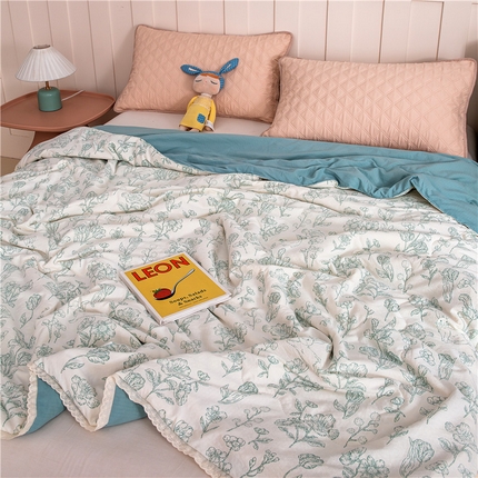 91家纺网 家纺一手货源 找家纺 （总）艺菲阁家纺 2025新款花边款小碎花A类云感双层纱夏被