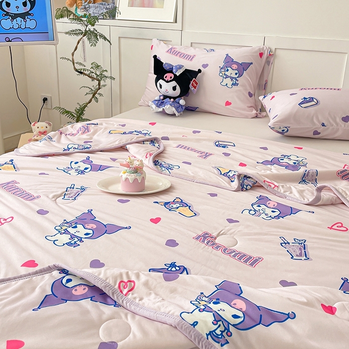 91家纺网 家纺一手货源 找家纺 金爱家2025新款A类三丽鸥正版授权高品质牛奶丝软糯针织棉大豆夏被系列详情 针织棉三丽鸥-甜心库洛米