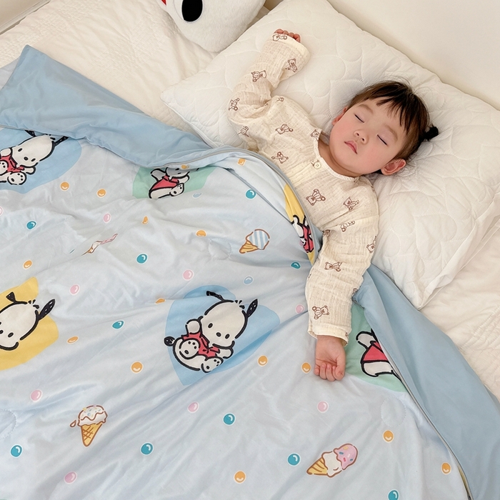 91家纺网 家纺一手货源 找家纺 兜米家居 2025夏季新品三丽鸥深睡双感针织凉感空调被夏被 炫彩怕洽购