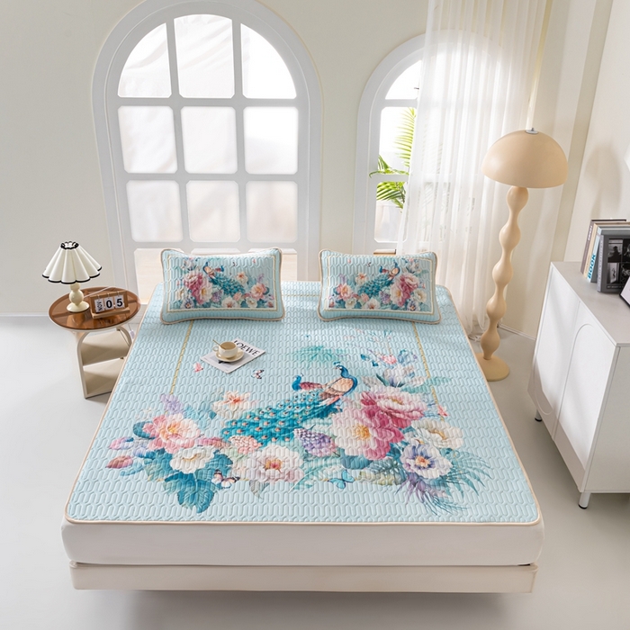 91家纺网 家纺一手货源 找家纺 美丽折2025新品6mm厚天然乳胶凉席三件套 大版印花卡通乳胶凉席平铺款 雀舞轻扬