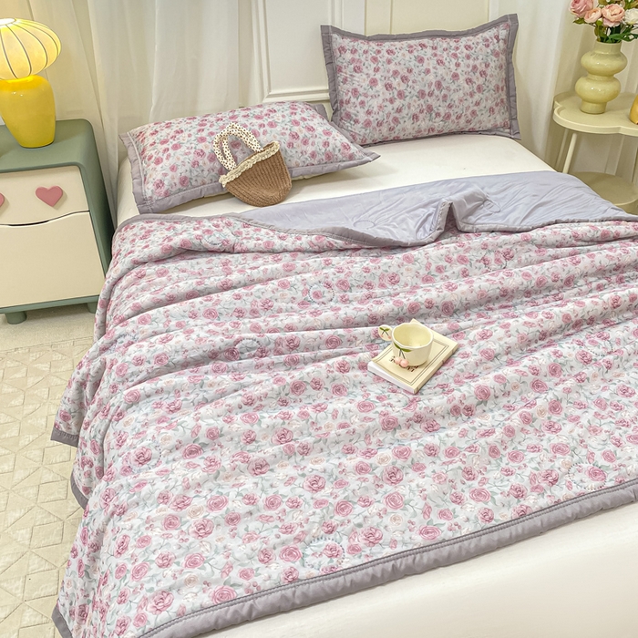 91家纺网 家纺一手货源 找家纺 顺顺家纺 2025新款凉感丝印花夏被空调被 夏夜花语