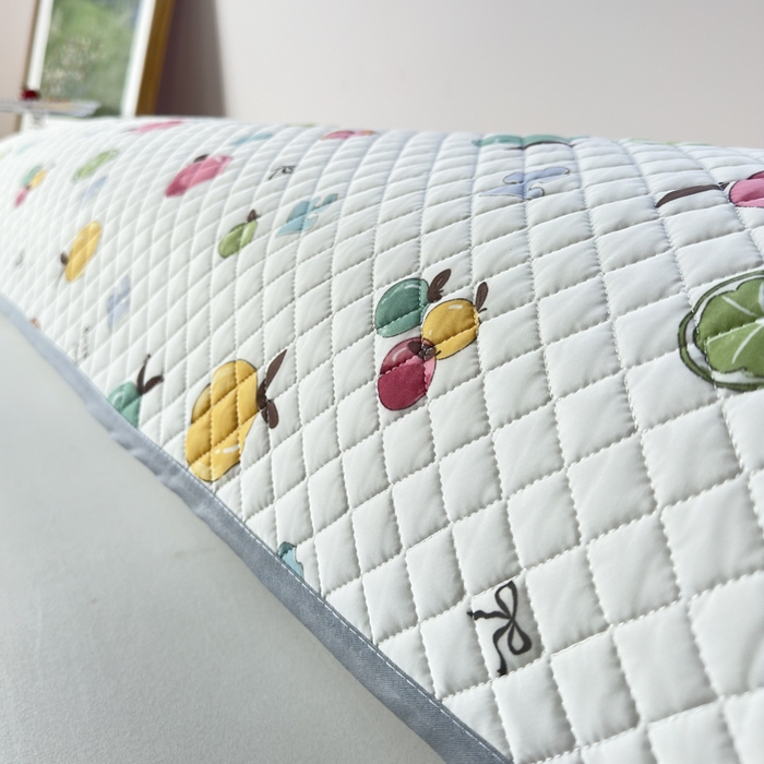 91家纺网 家纺一手货源 找家纺 爱港家纺 2025新款凉感丝双人长枕巾 夏季情侣枕头巾 绑带长枕巾 水果汇 180*48