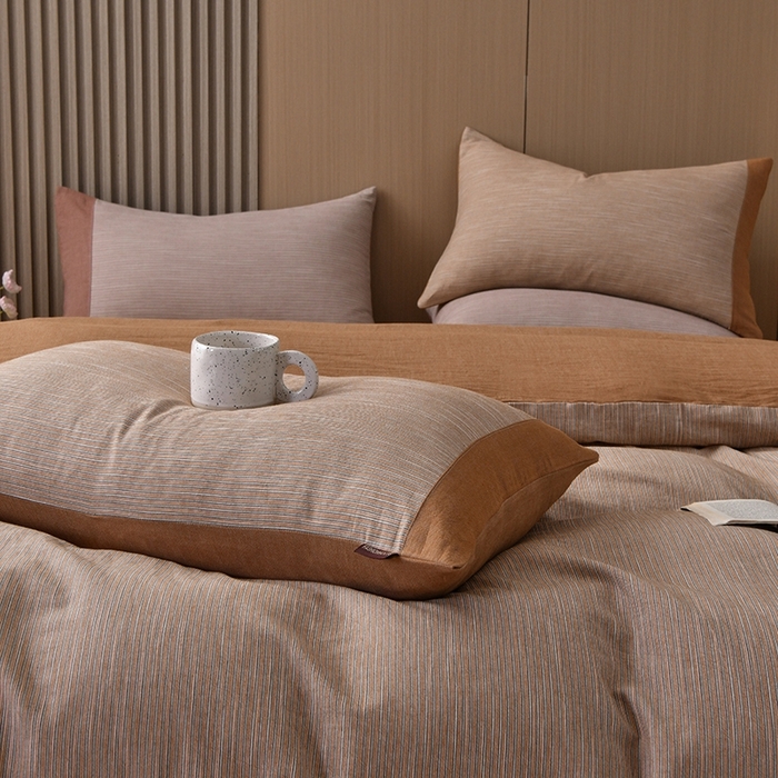 91家纺网 家纺一手货源 找家纺 金艾草2025年新款60S纯棉色织水洗大提花四件套 时光条-爱玛橙