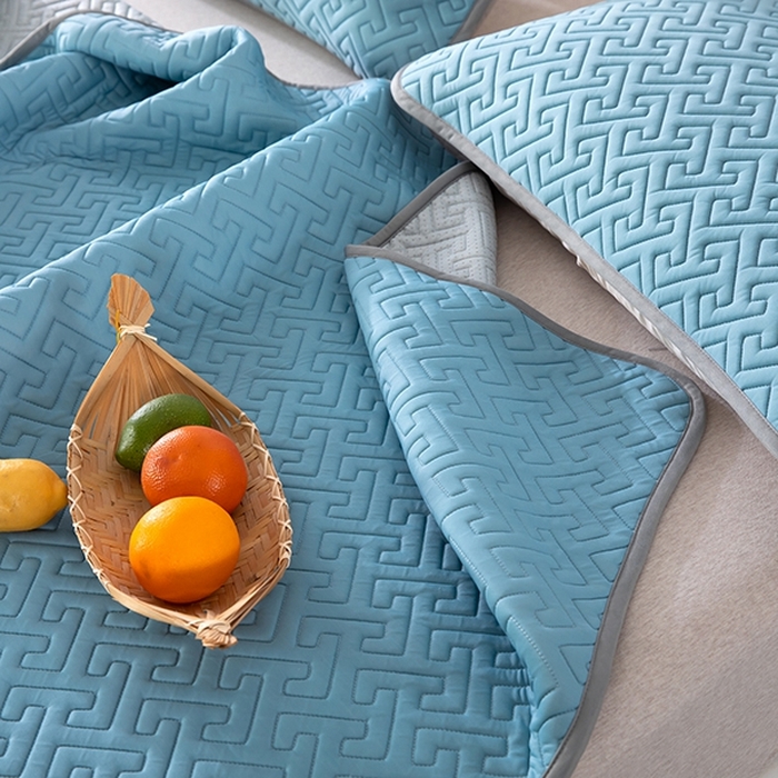 91家纺网 家纺一手货源 找家纺 美丽折2025夏季新品高端加厚全冰丝生物基乳胶凉席三件套 水洗天然乳胶凉席 孔雀蓝T