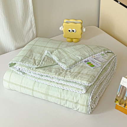 91家纺网 家纺一手货源 找家纺 心悦家纺 2025新款A类全棉纯棉优U棉提花夏被夏凉被空调被春秋被冬被 简约条格-绿